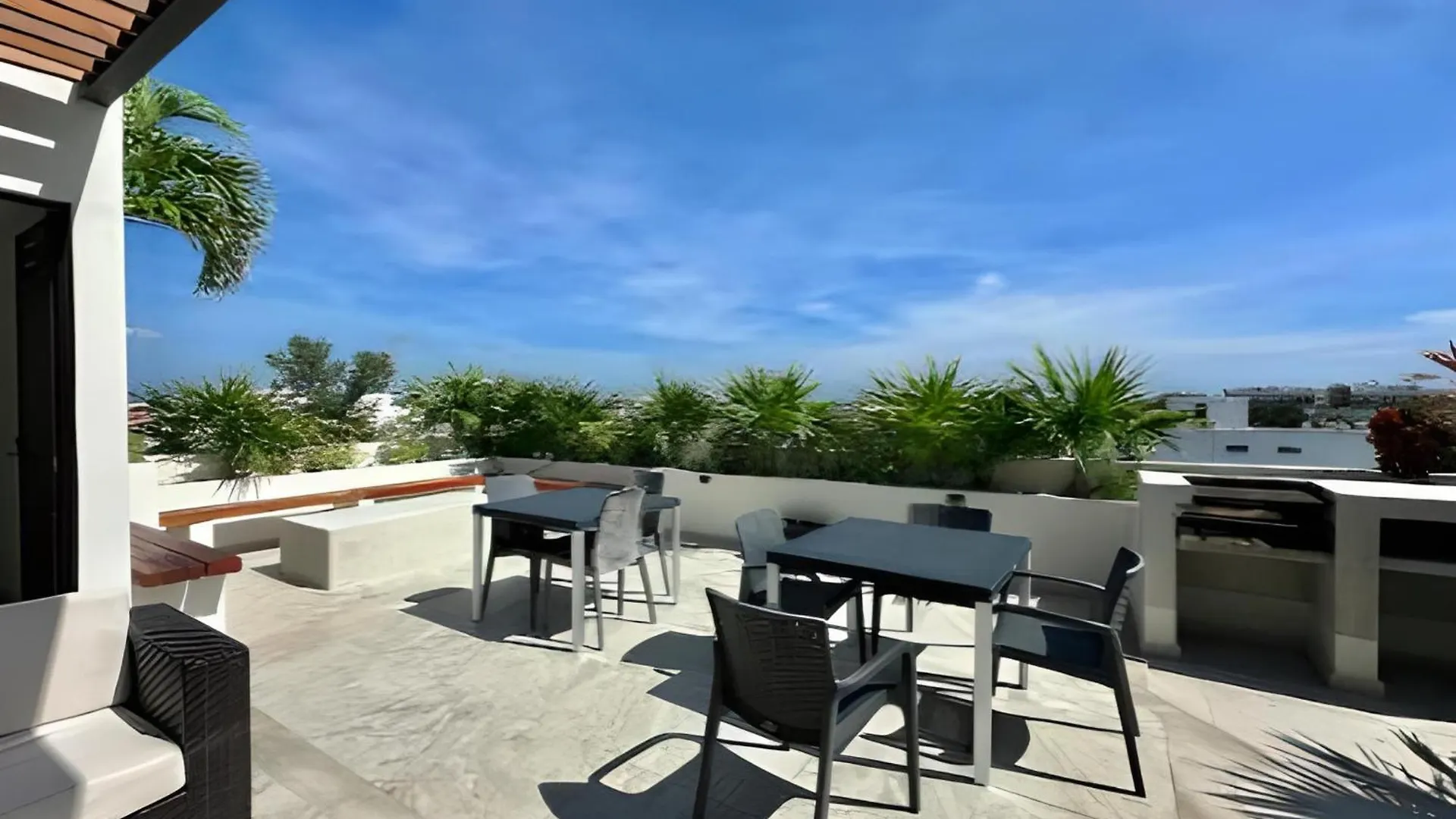 Levitat Condos - Deluxe Suites  Playa del Carmen México