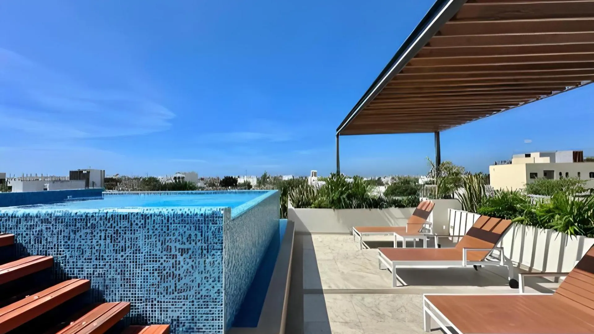 Apartahotel Levitat Condos - Deluxe Suites  Playa del Carmen